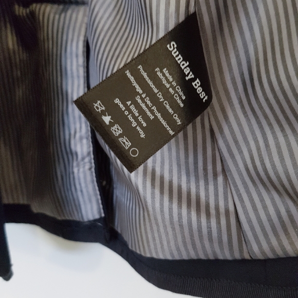 Aritzia SUNDAY BEST Navy Blazer 2 - Picture 5 of 7